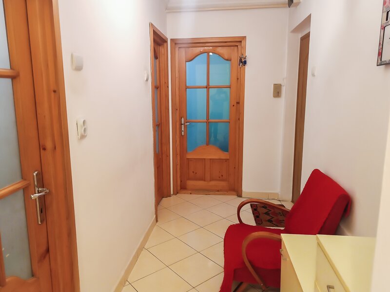 Piata Sud - MegaImage Orizont